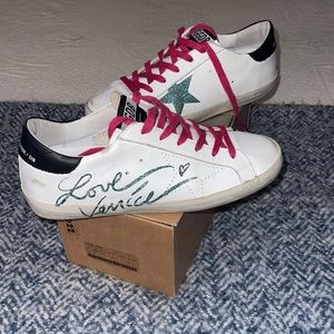 Limited Edition - Golden Goose Love Venice Sneakers!